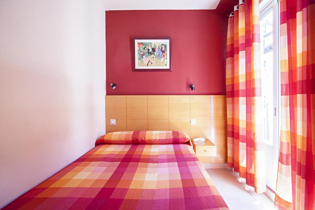 Hostal Inter Plaza Mayor Auto Check In Madrid Eksteriør billede