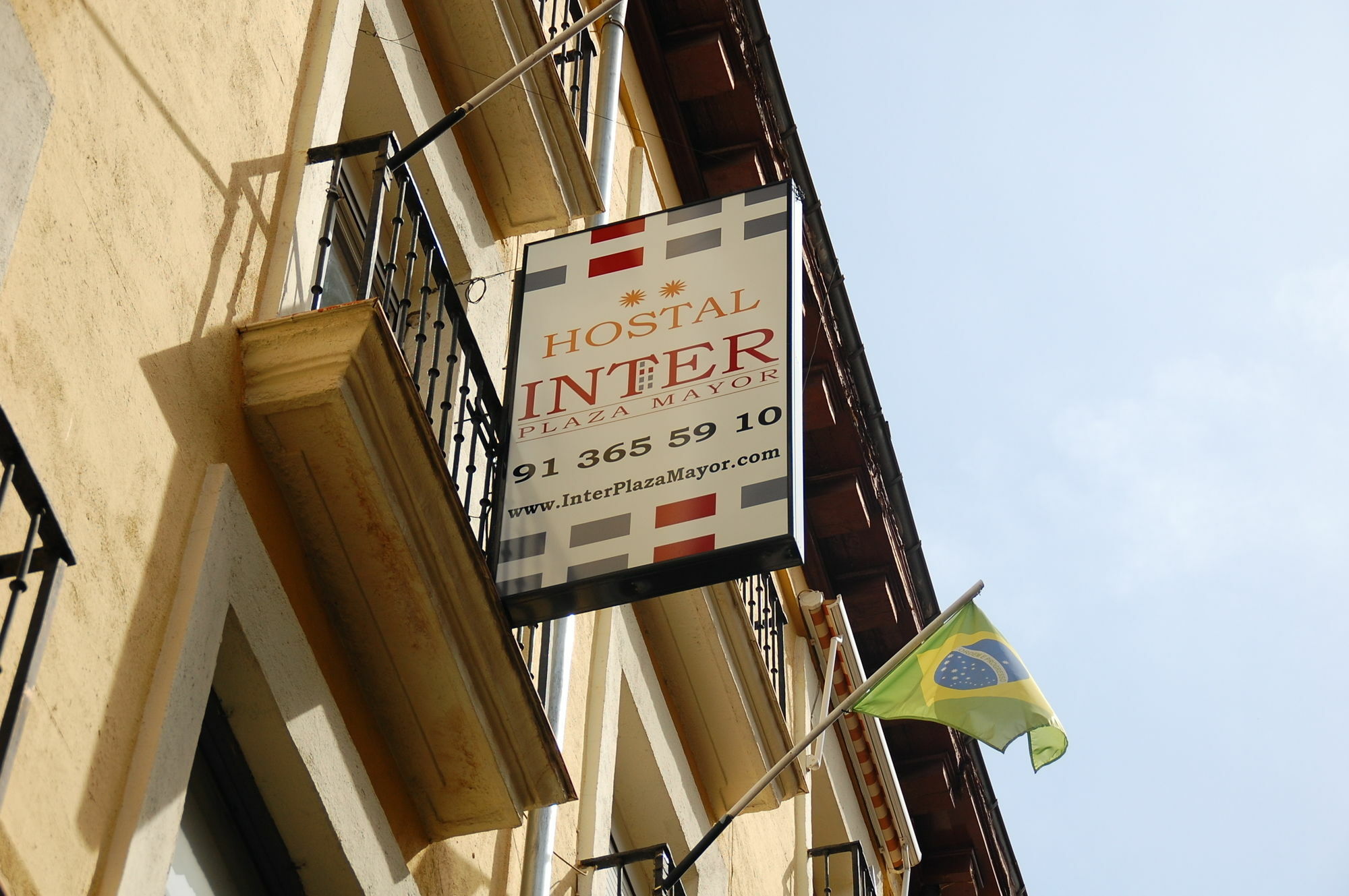 Hostal Inter Plaza Mayor Auto Check In Madrid Eksteriør billede